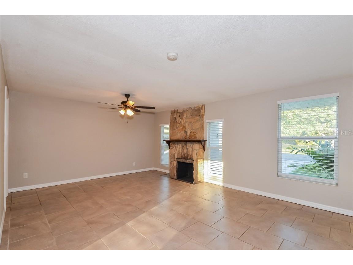 4600 Sloan Avenue Sarasota FL 34233 O6356262 image2