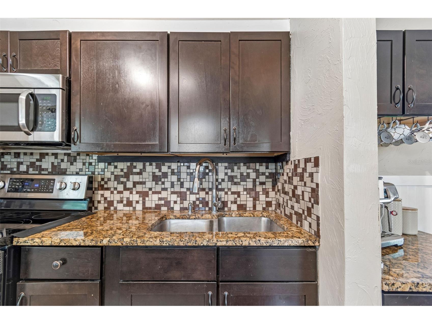 4601 16th Avenue N Saint Petersburg FL 33713 TB8522892 image17