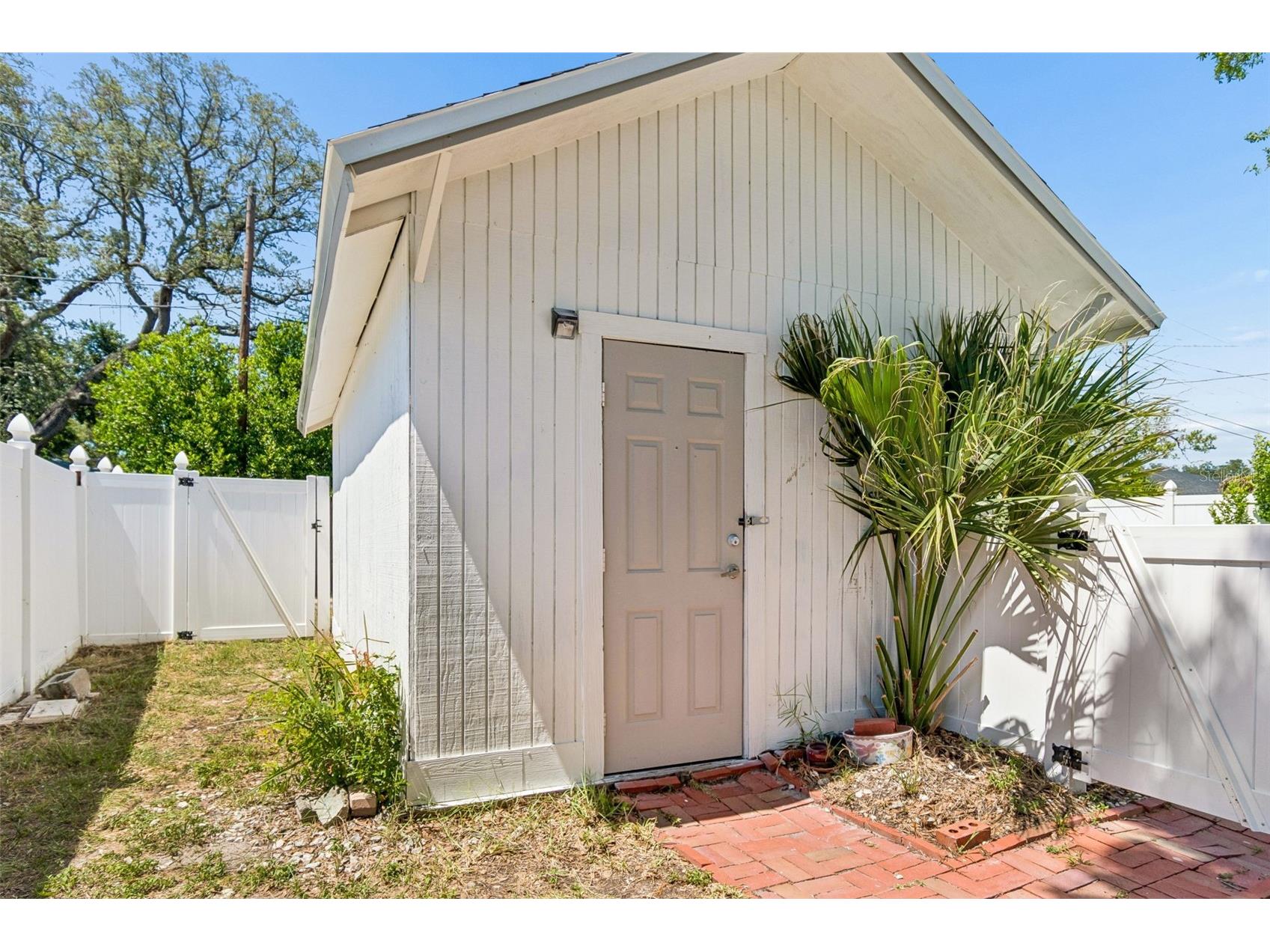 4601 16th Avenue N Saint Petersburg FL 33713 TB8522892 image39
