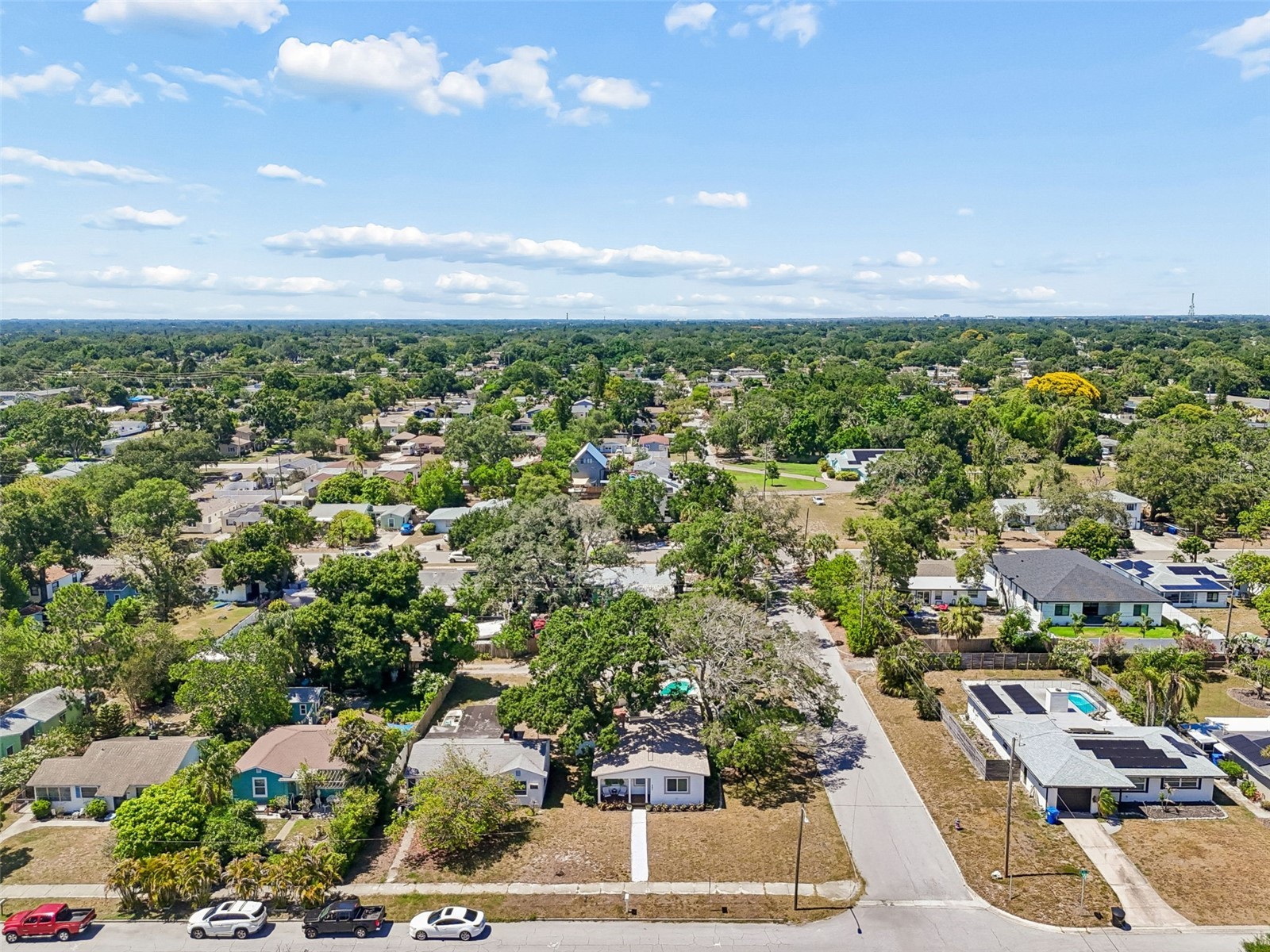 4601 16th Avenue N Saint Petersburg FL 33713 TB8522892 image44