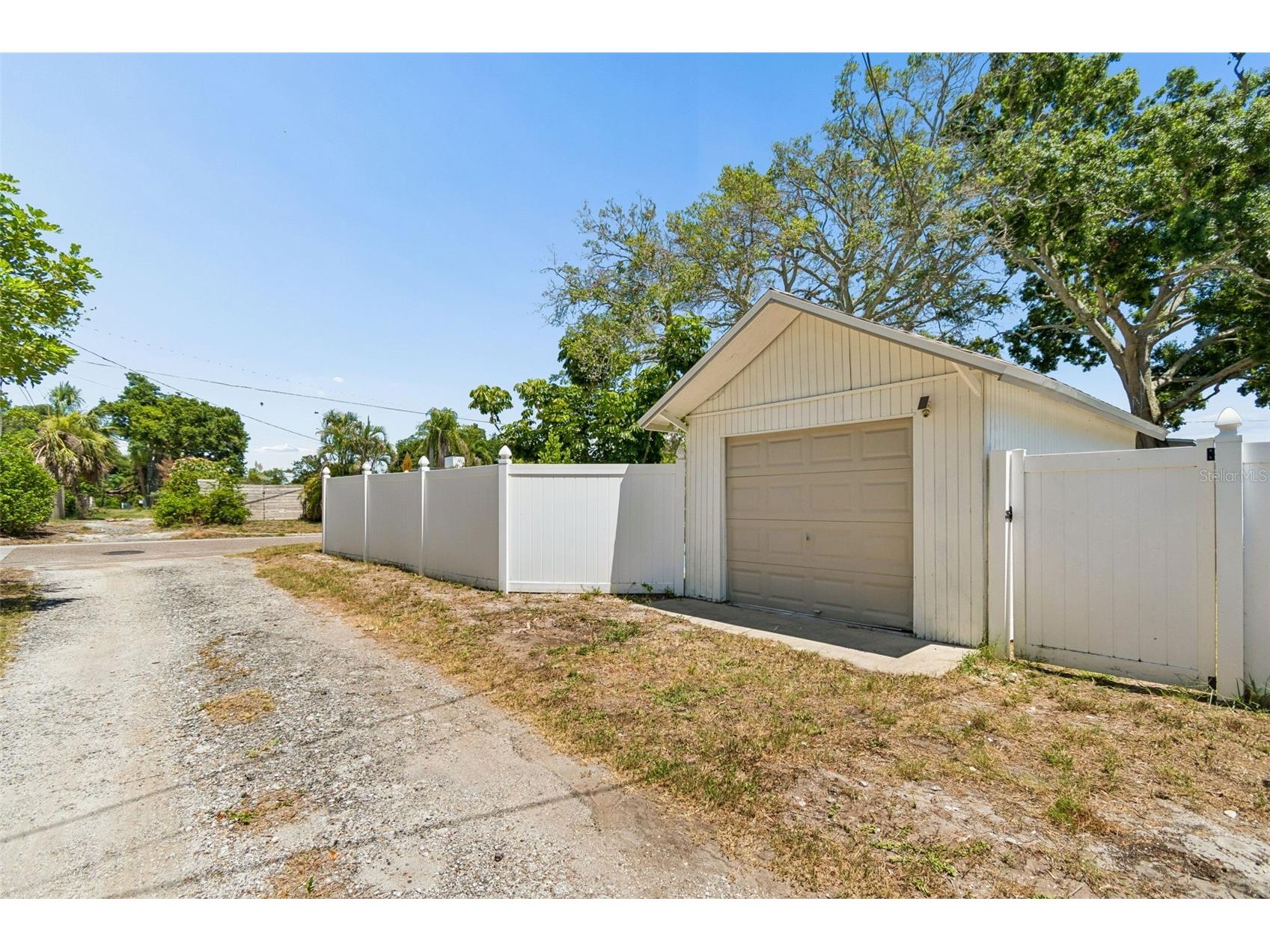 4601 16th Avenue N Saint Petersburg FL 33713 TB8522892 image8