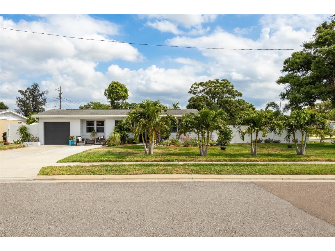 4601 83rd Avenue N Pinellas Park FL 33781 TB8384874 image1