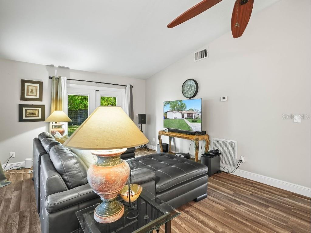 4601 Granada Boulevard Sebring FL 33872 P4936893 image4