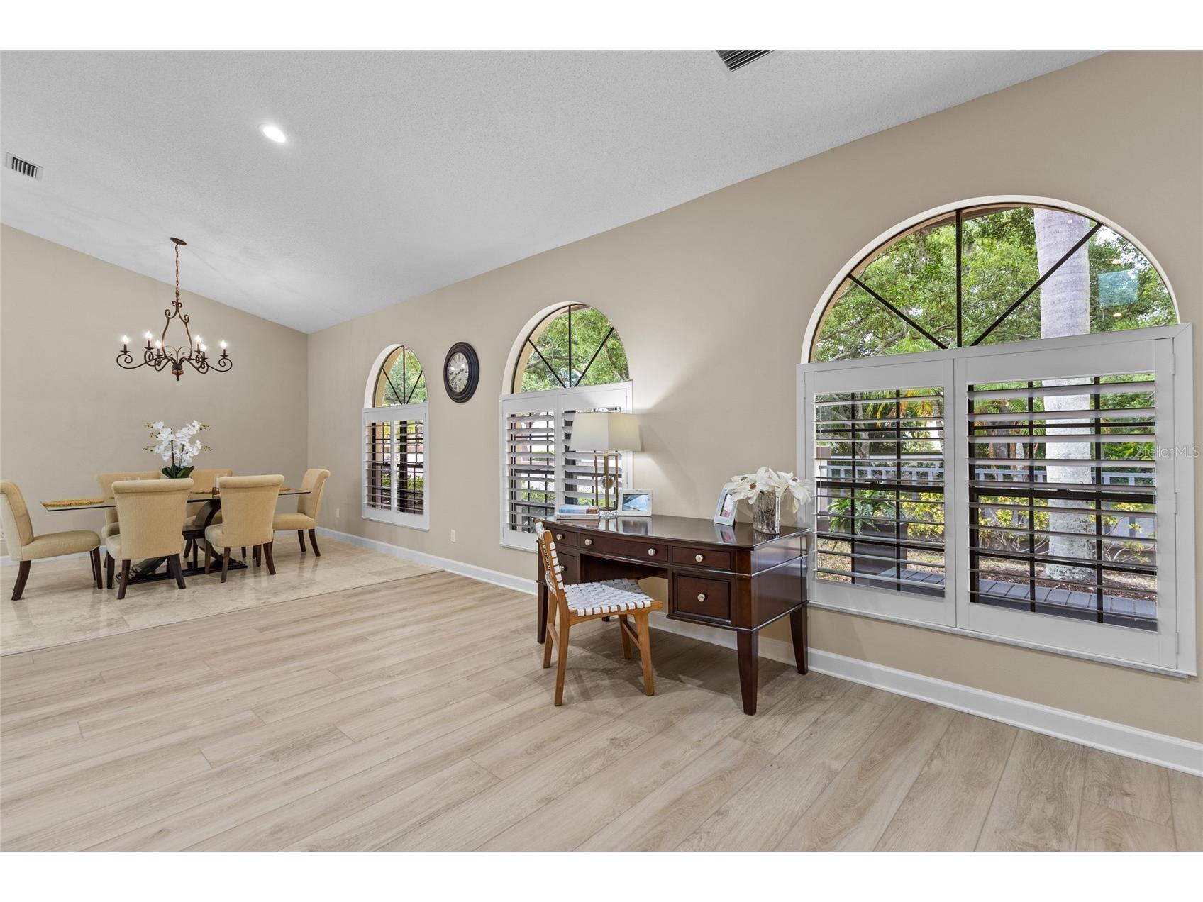 4601 Las Brisas Lane Sarasota FL 34238 A4690192 image12