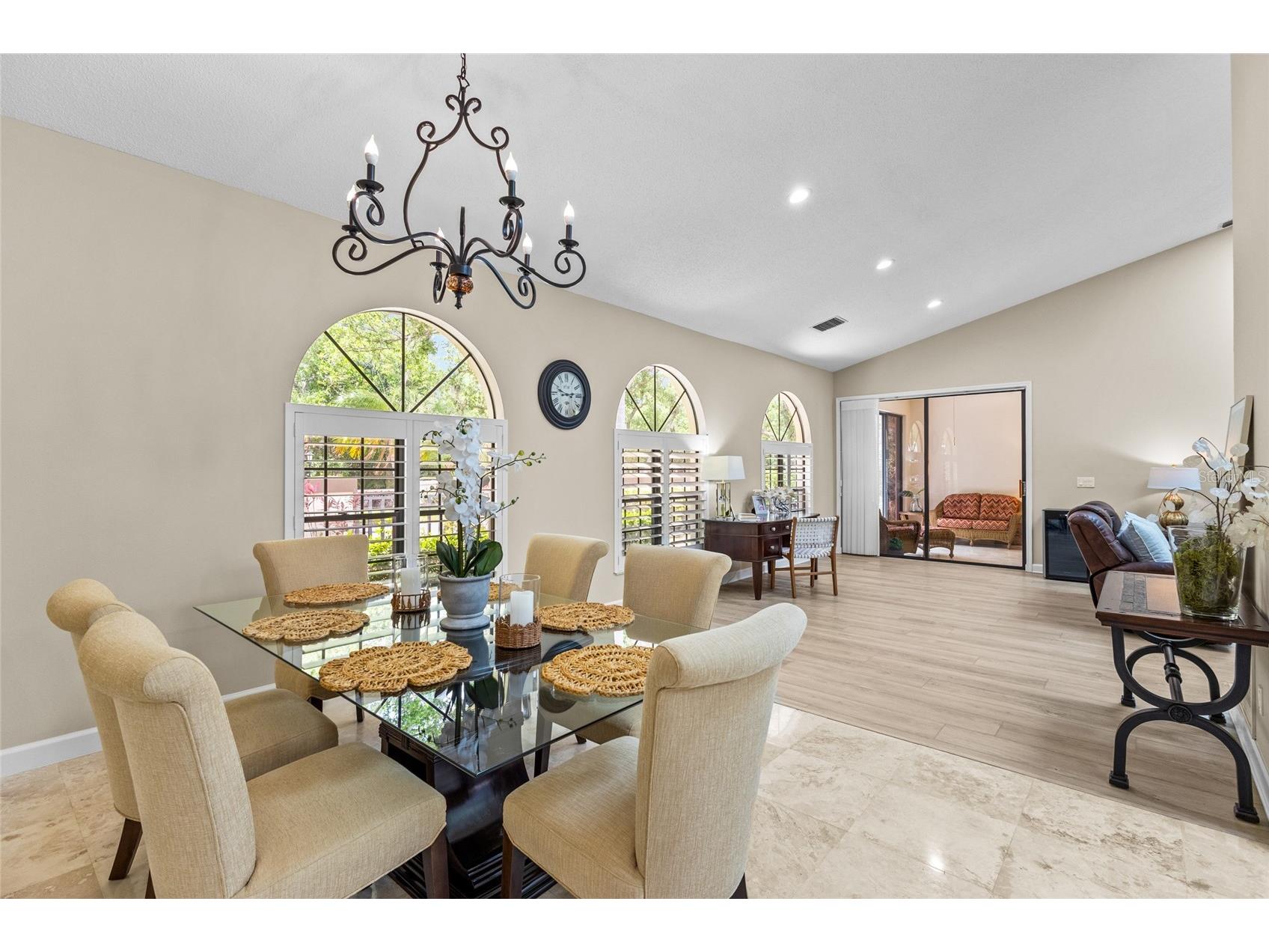 4601 Las Brisas Lane Sarasota FL 34238 A4690192 image14