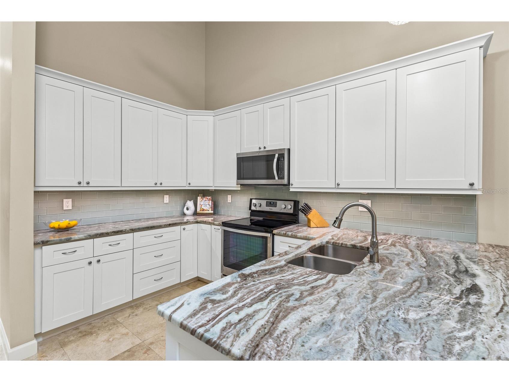 4601 Las Brisas Lane Sarasota FL 34238 A4690192 image19