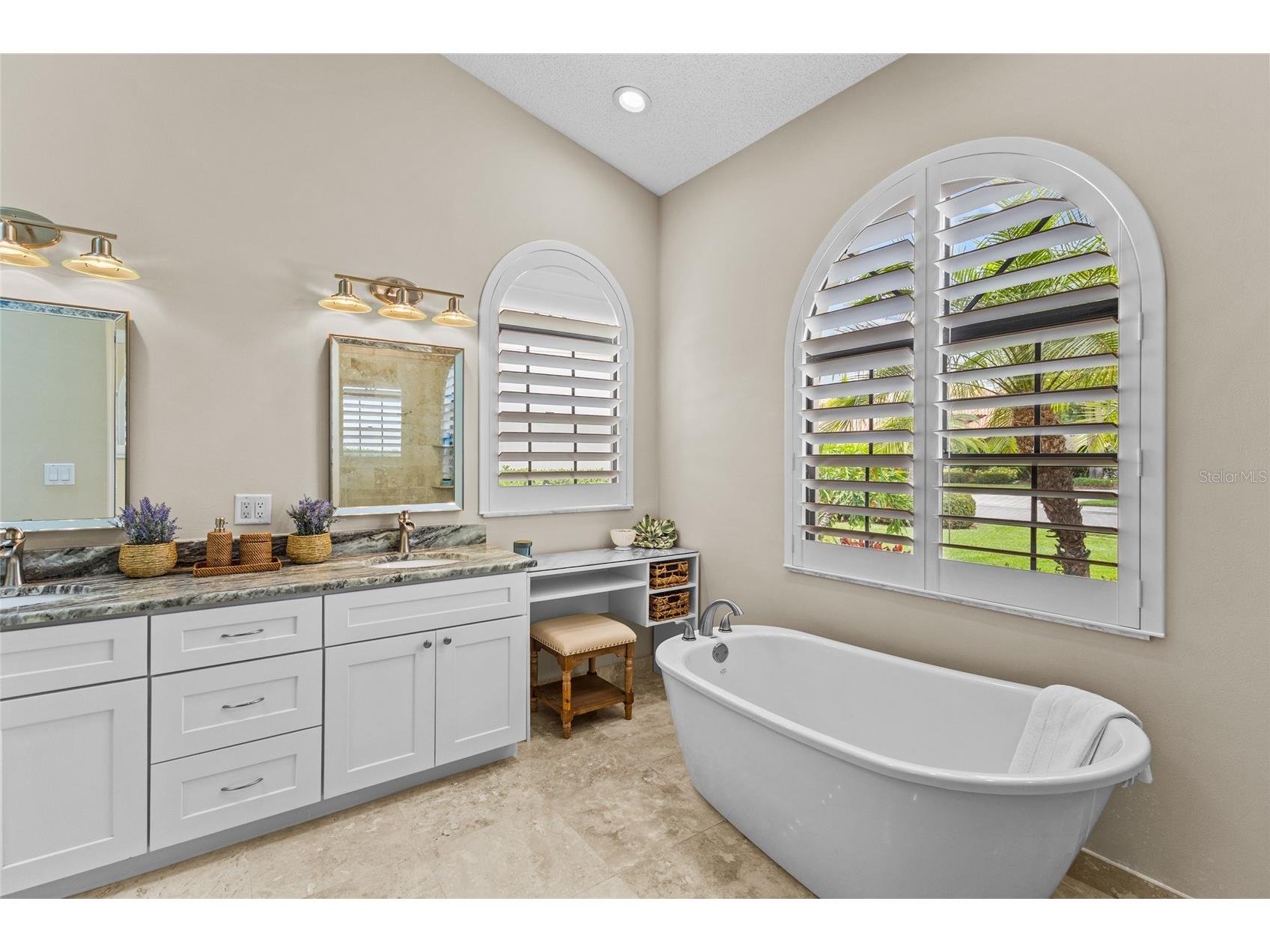 4601 Las Brisas Lane Sarasota FL 34238 A4690192 image30
