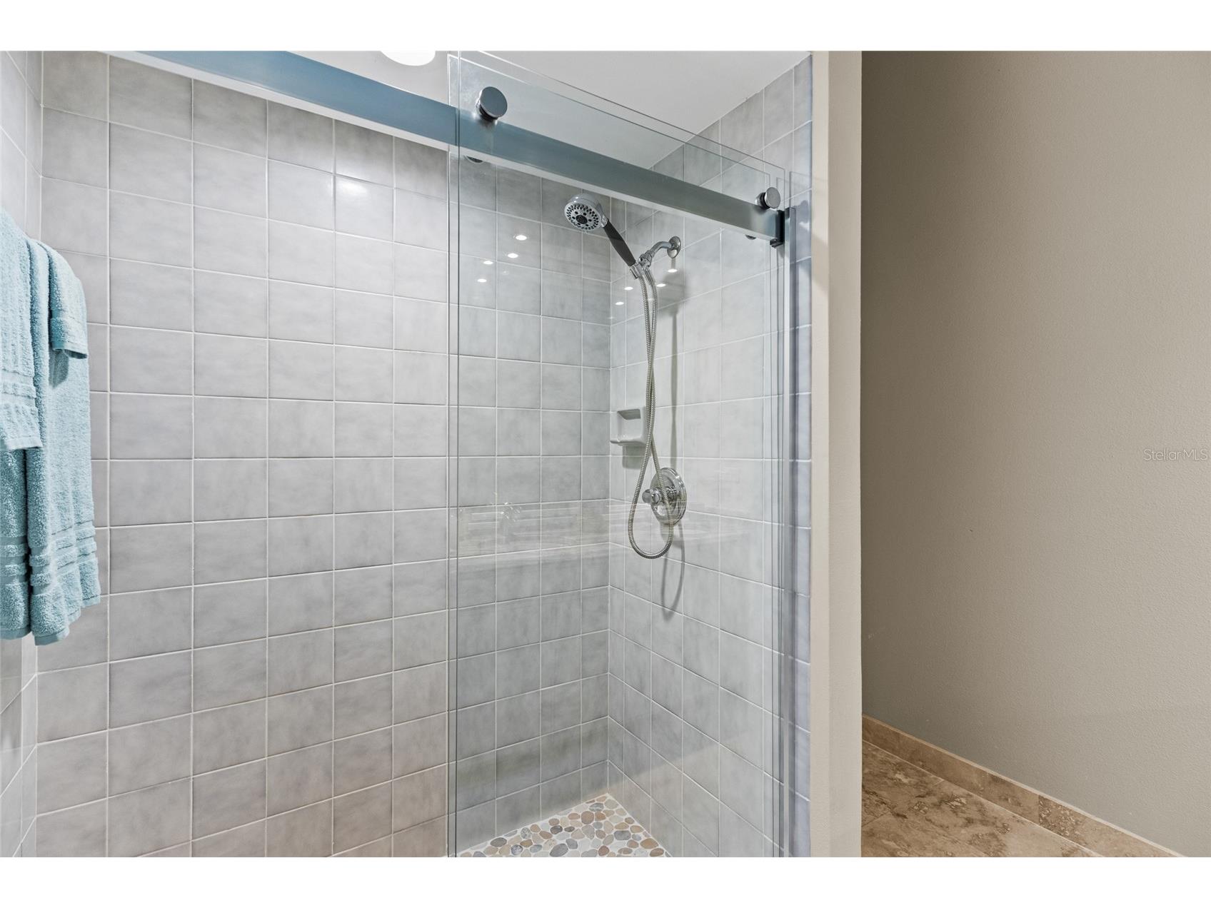 4601 Las Brisas Lane Sarasota FL 34238 A4690192 image43