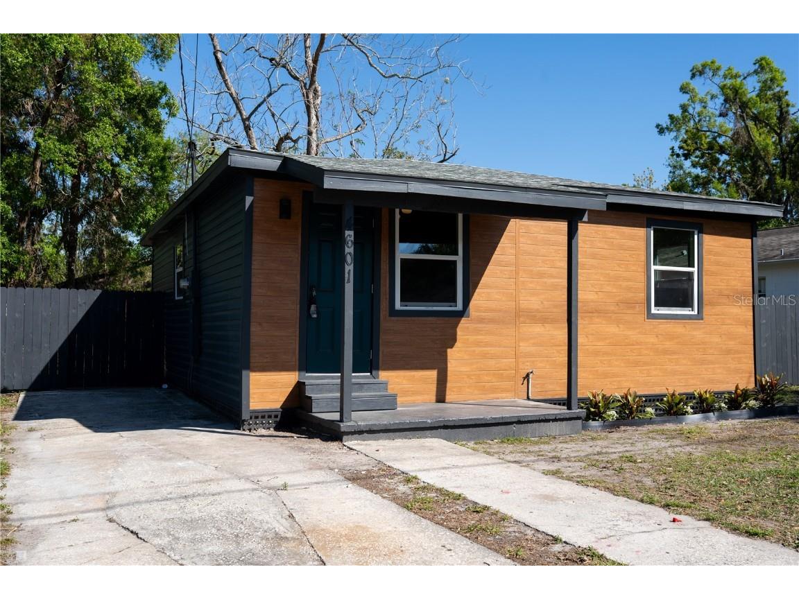 4601 N 37th Street Tampa FL 33610 W7873449 image1