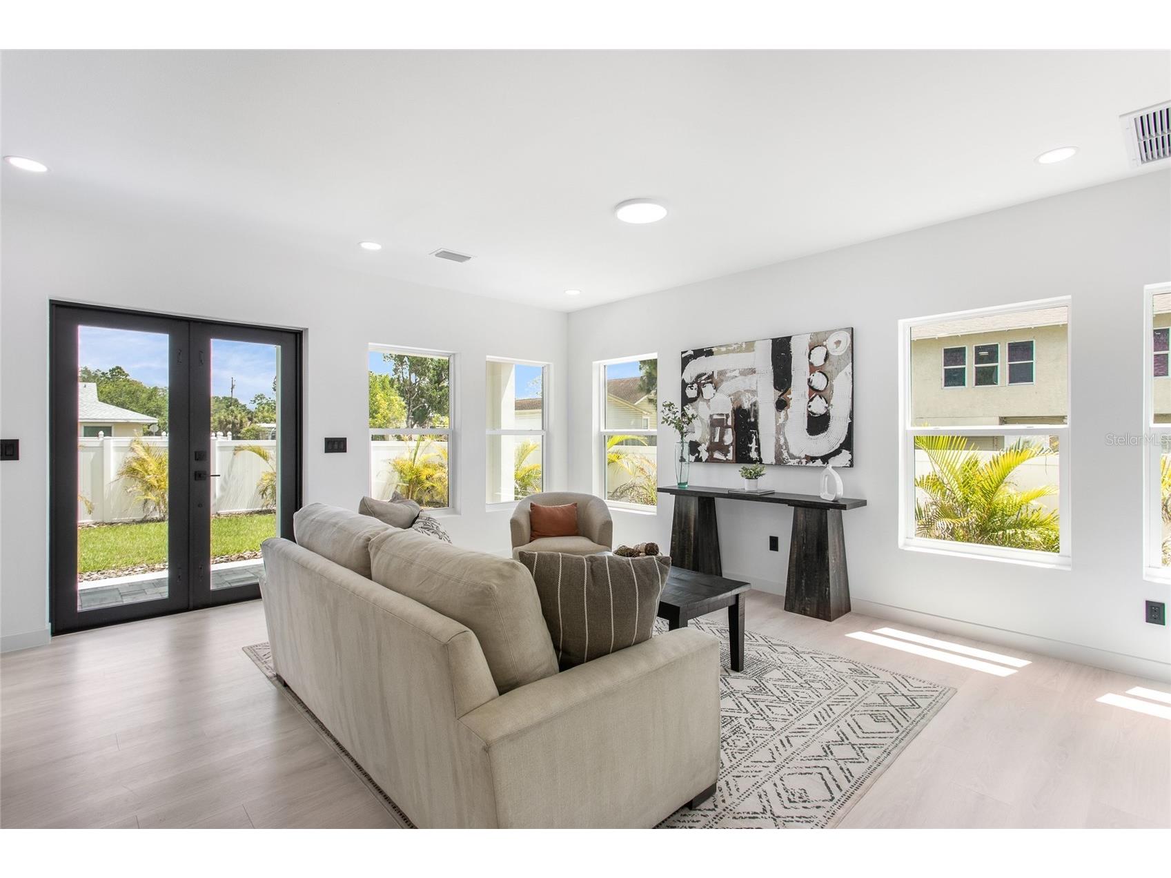 4601 Queensboro Avenue S Saint Petersburg FL 33711 TB8512241 image12