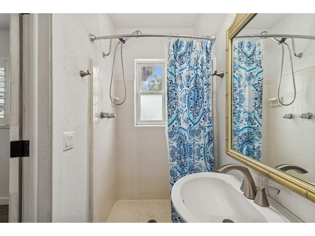 4601 Venetian Boulevard NE Saint Petersburg FL 33703 TB8468466 image16