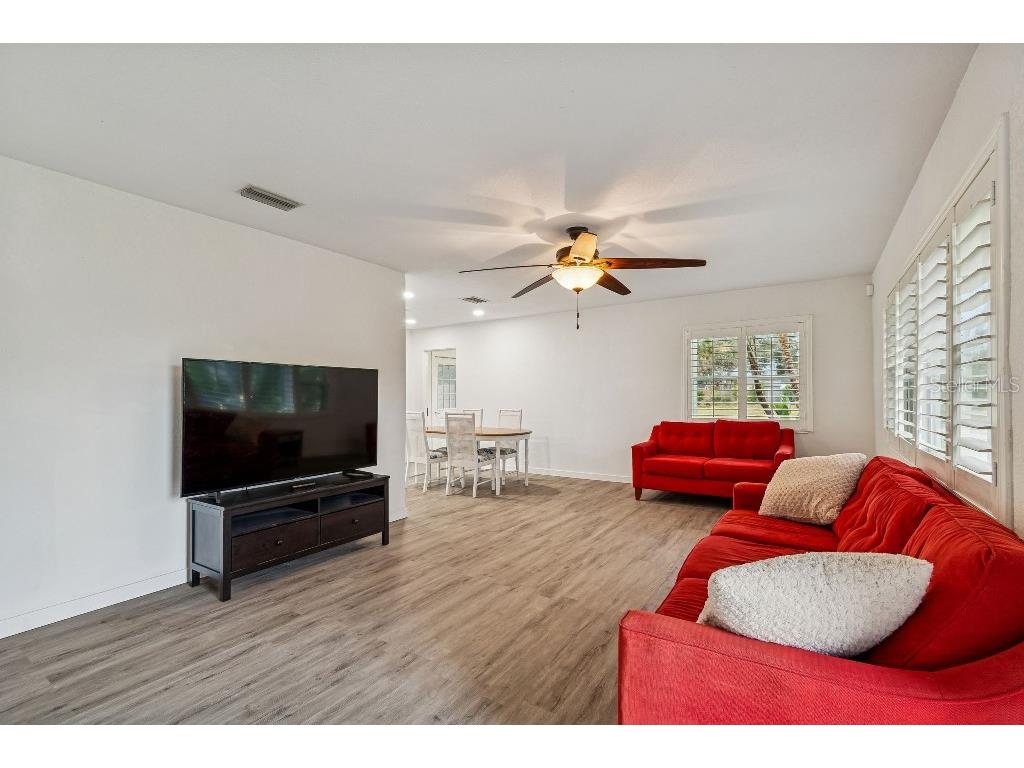 4601 Venetian Boulevard NE Saint Petersburg FL 33703 TB8468466 image4