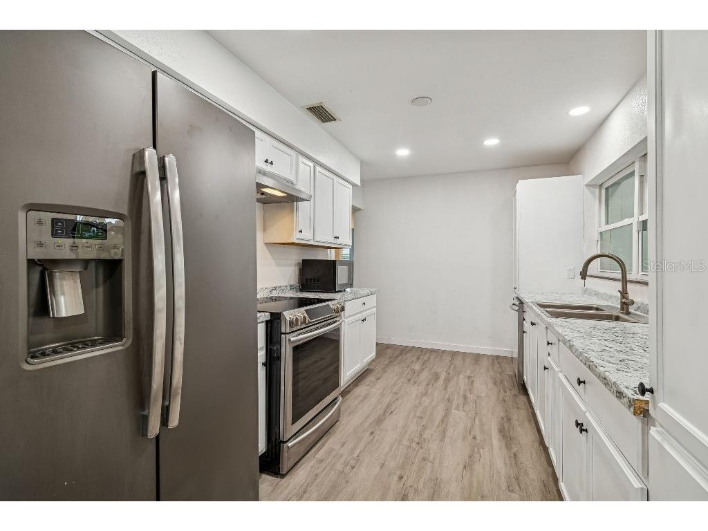 4601 Venetian Boulevard NE Saint Petersburg FL 33703 TB8468466 image7