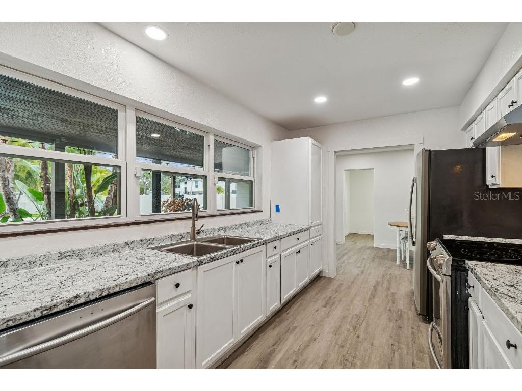 4601 Venetian Boulevard NE Saint Petersburg FL 33703 TB8468466 image9