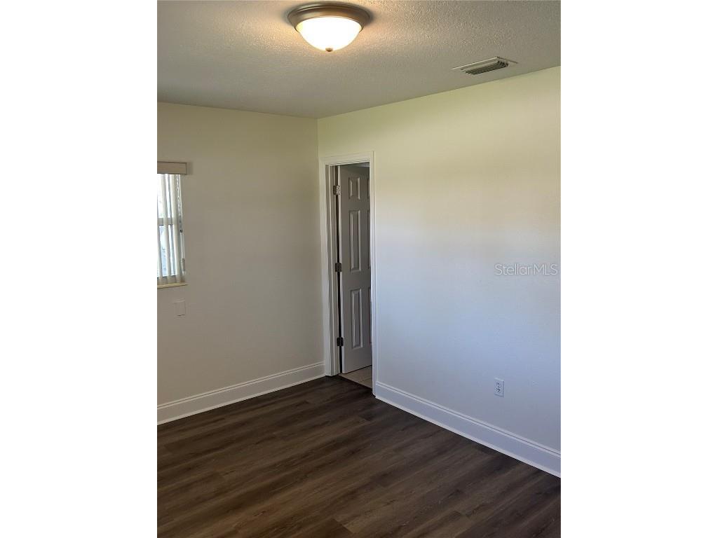 4601 W Oakellar Avenue Tampa FL 33611 TB8364457 image6