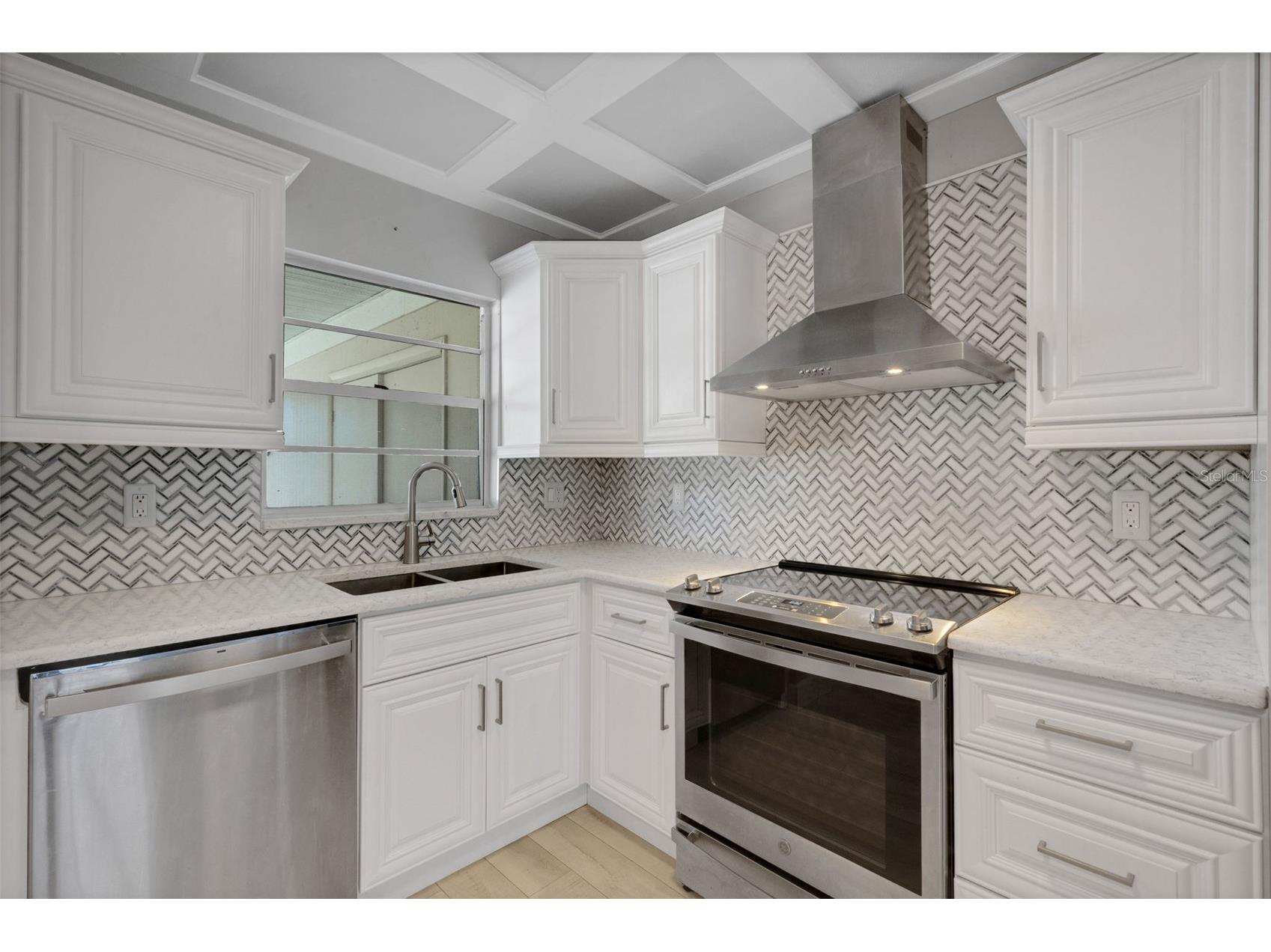 4602 Park Acres Drive #96 Bradenton FL 34207 A4698183 image6