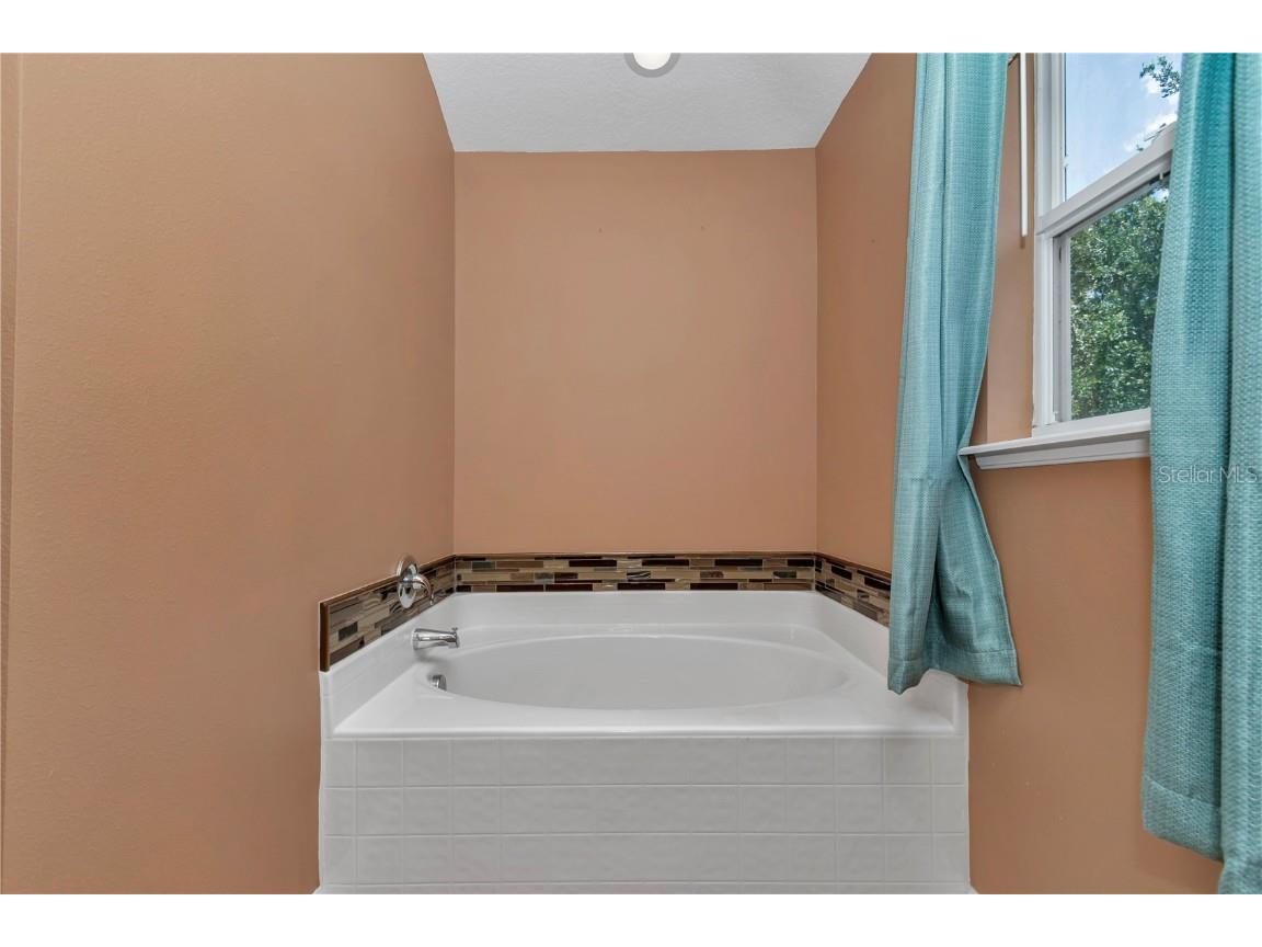 4602 SE 28th Street Ocala FL 34480 OM704101 image24