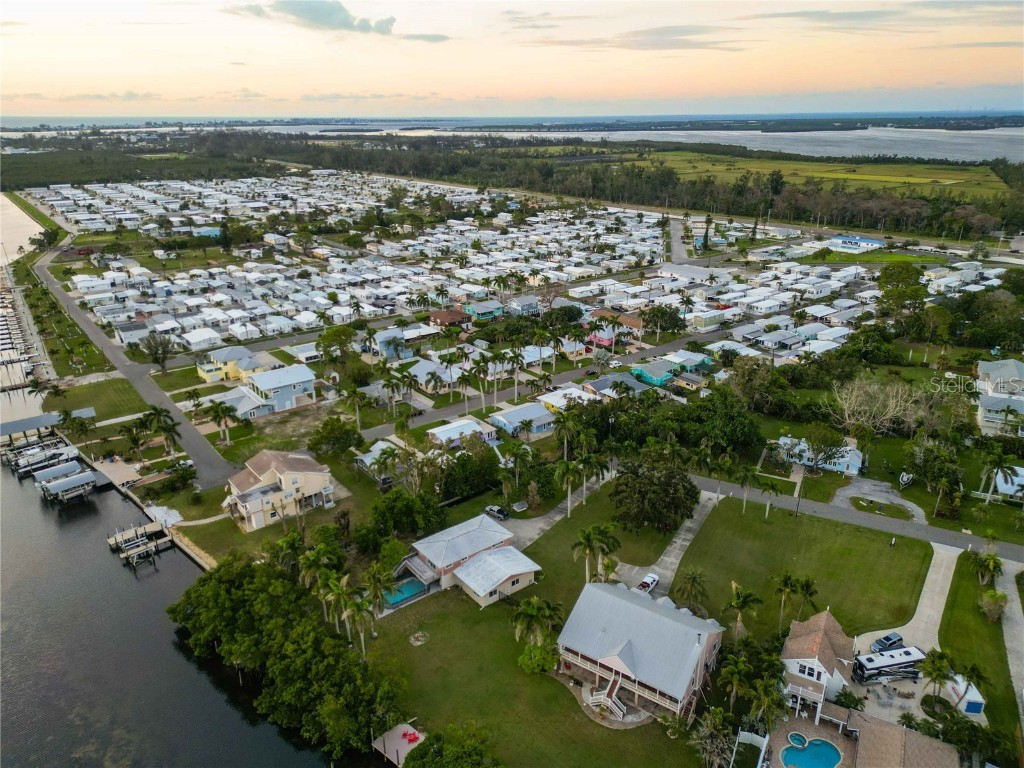 4603 103rd Street W Bradenton FL 34210 A4667151 image72