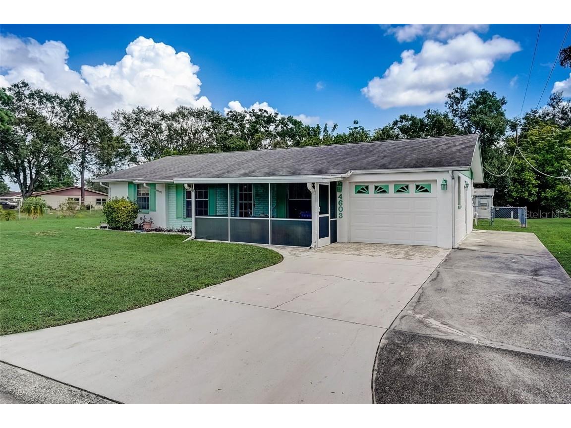 4603 Atlantic Avenue Sarasota FL 34233 A4583777 image1