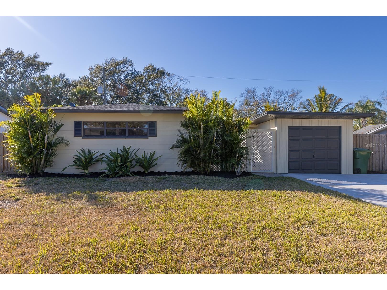 4603 S Shamrock Road Tampa FL 33611 TB8471930 image1