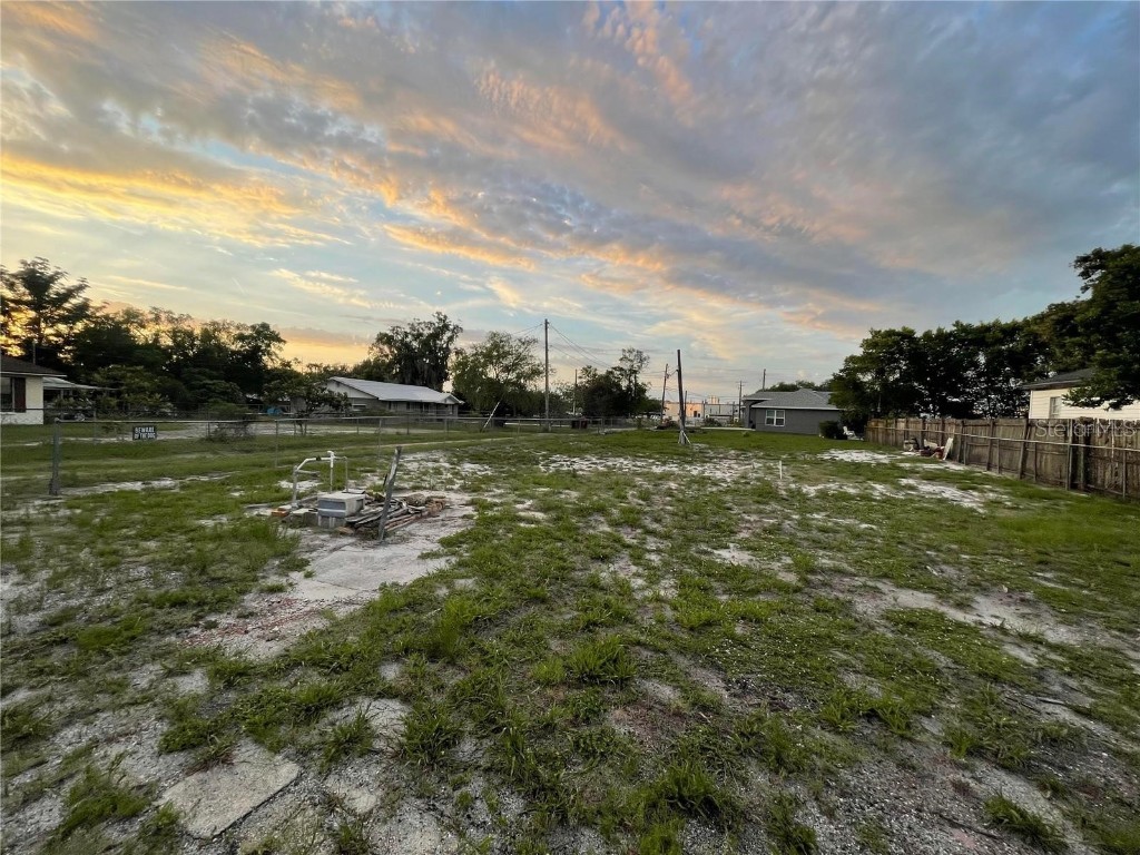 4604 Airport Road Plant City FL 33563 T3459941 image1