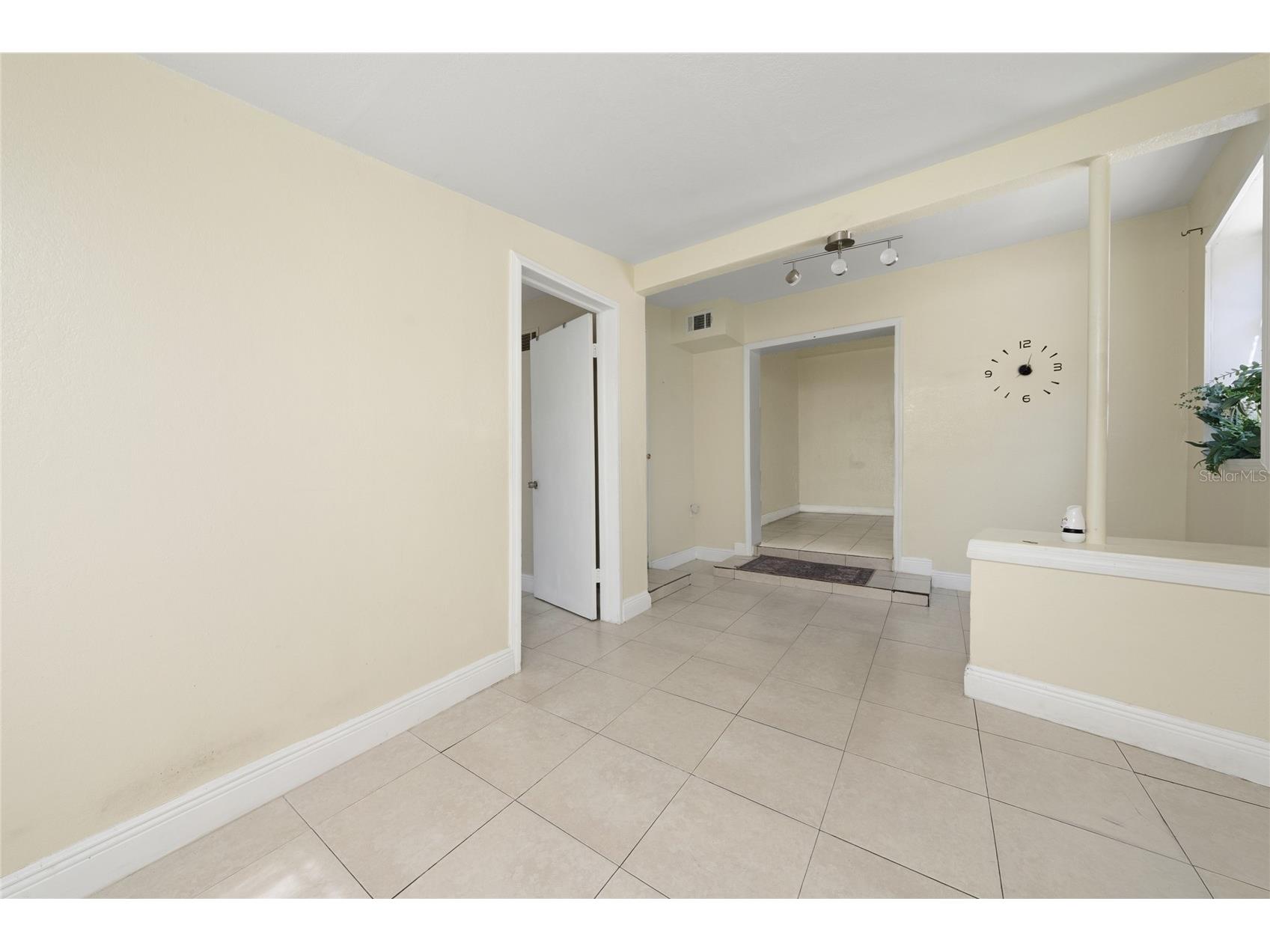 4604 Robbins Avenue Orlando FL 32808 S5152490 image5