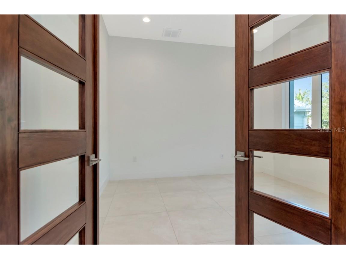 4604 W Lowell Avenue Tampa FL 33629 TB8347779 image10