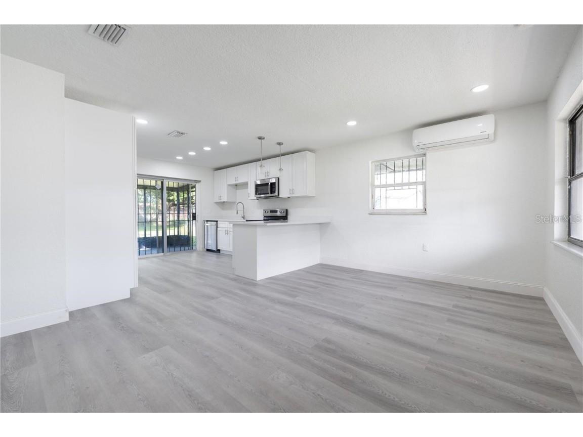 4605 Elmira Place Orlando FL 32811 O6371991 image8