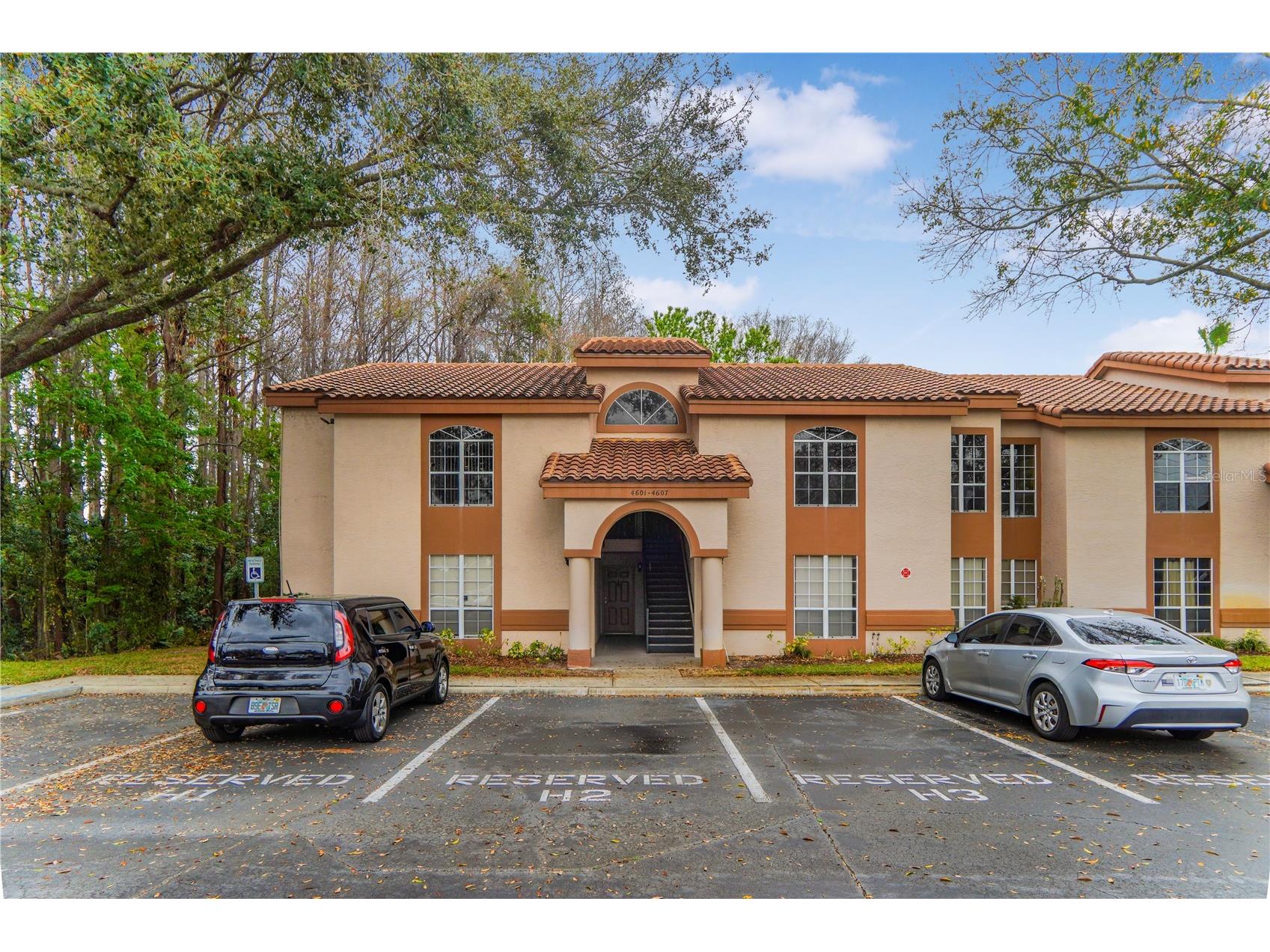 4605 Gate Place #05 Orlando FL 32811 O6388817 image2