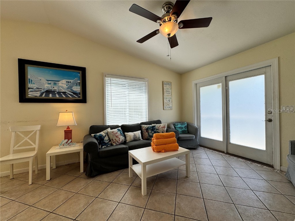 4605 Gulf Drive #B Holmes Beach FL 34217 A4674079 image14