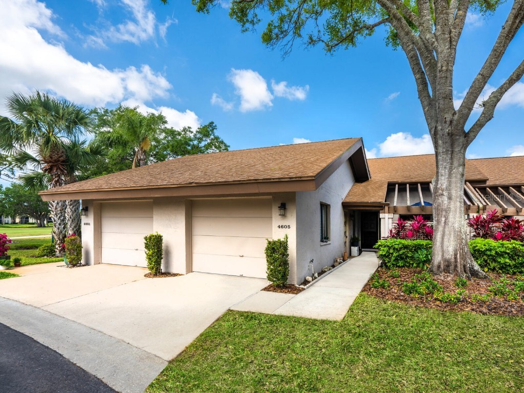4605 Kingsmere #14 Sarasota FL 34235 A4560422 image1