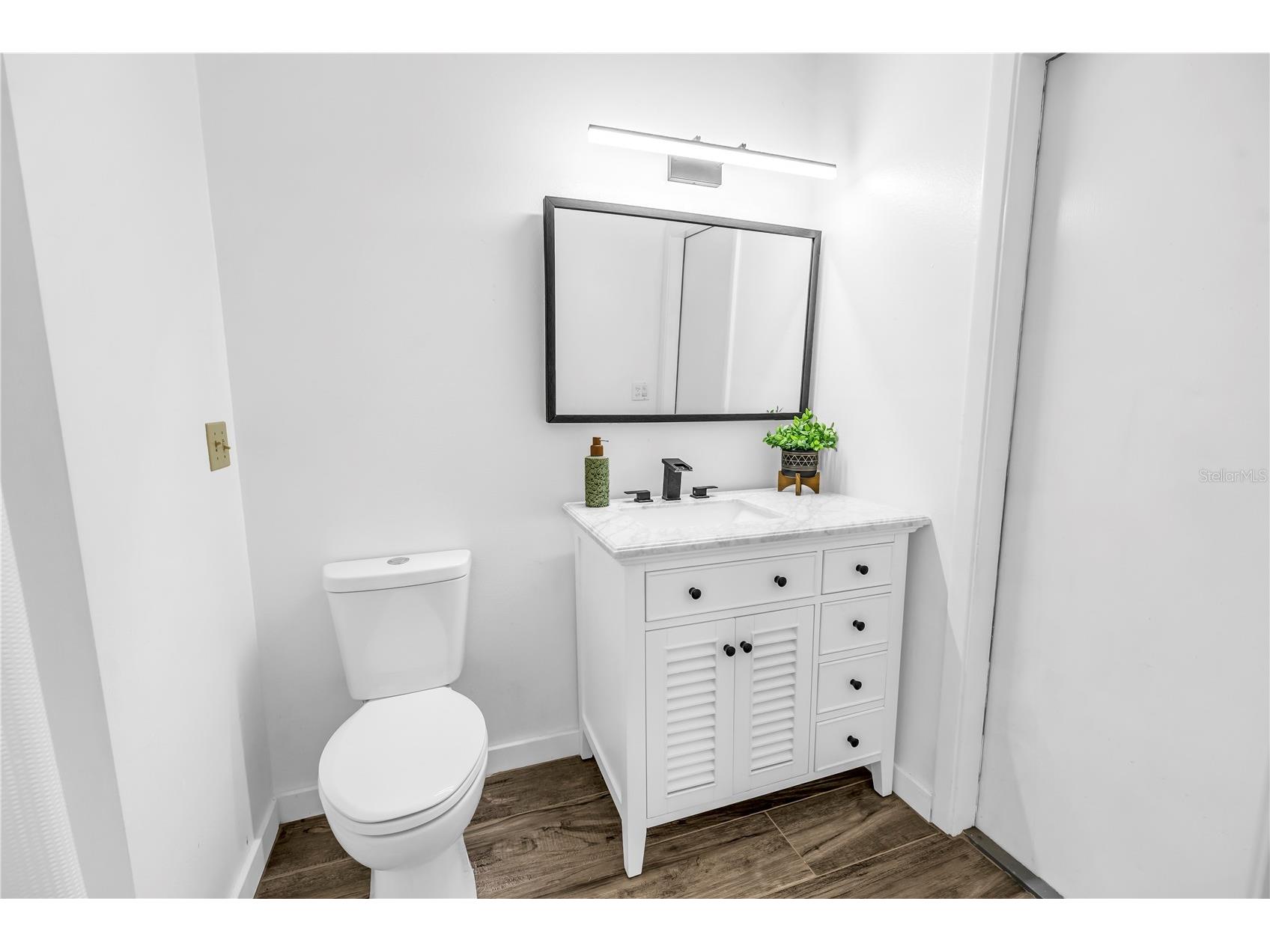 4605 Stone Ridge Trail Sarasota FL 34232 A4668956 image47