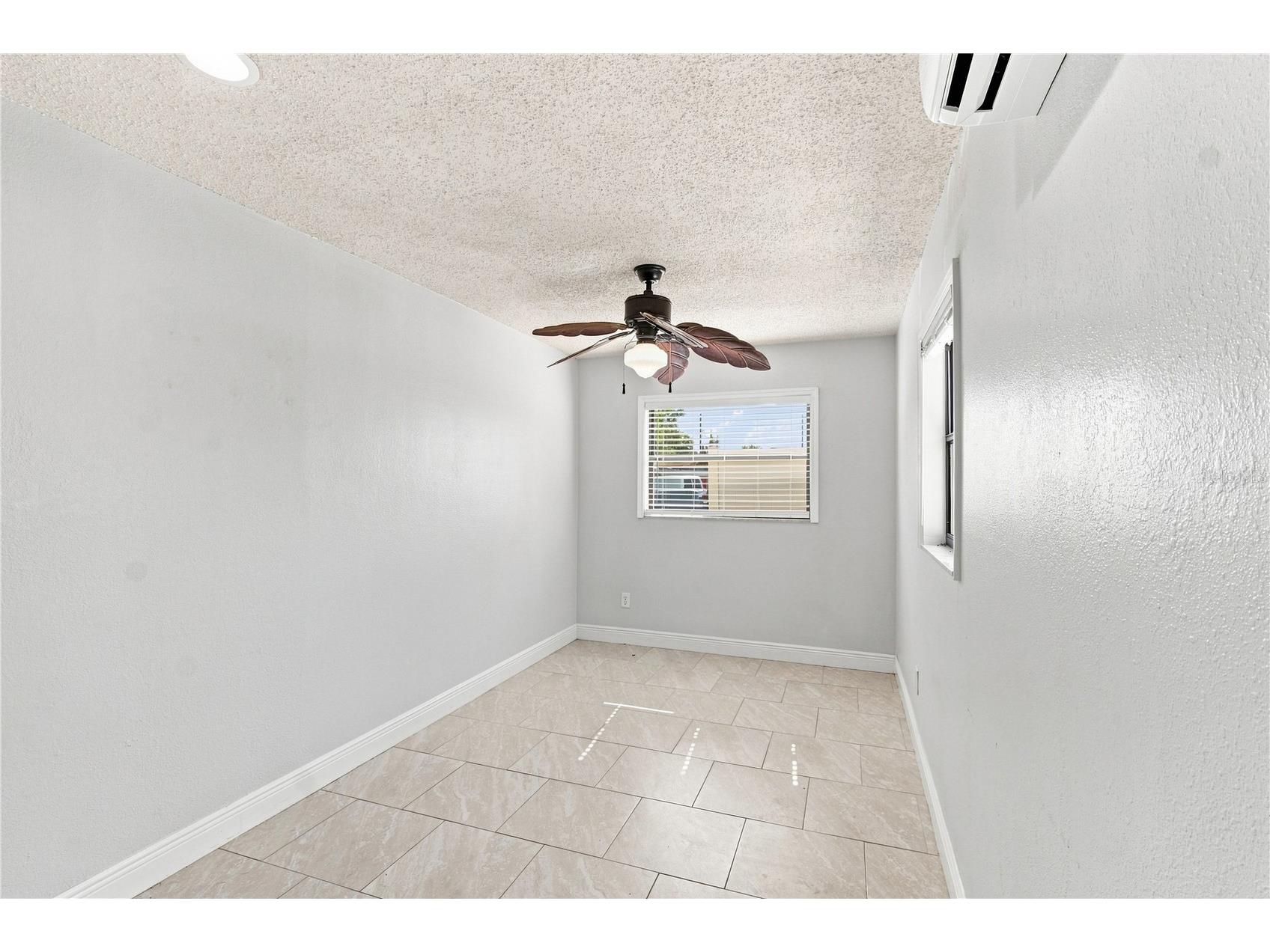 4606 Byerle Circle Tampa FL 33634 TB8528698 image18