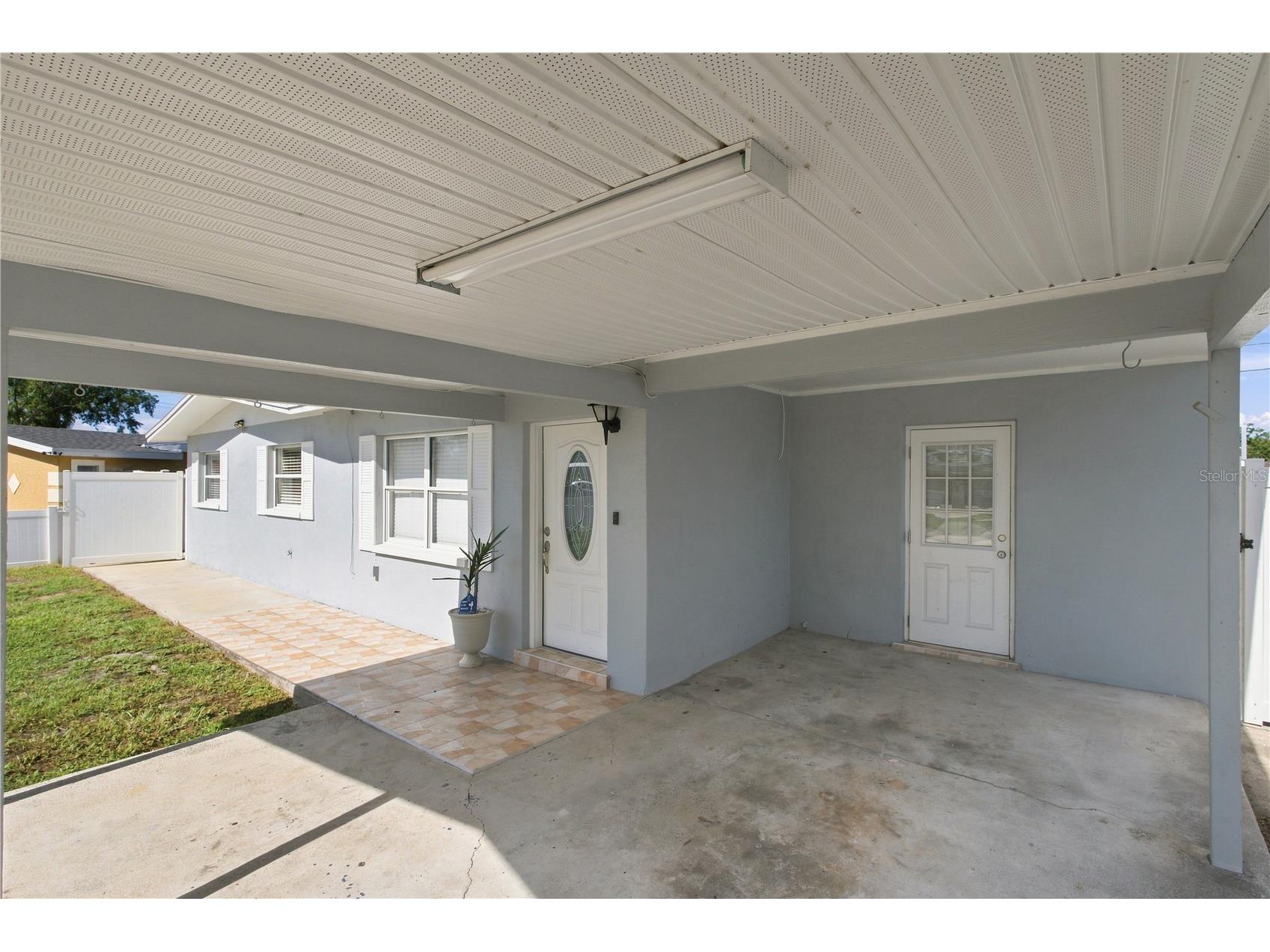 4606 Byerle Circle Tampa FL 33634 TB8528698 image3