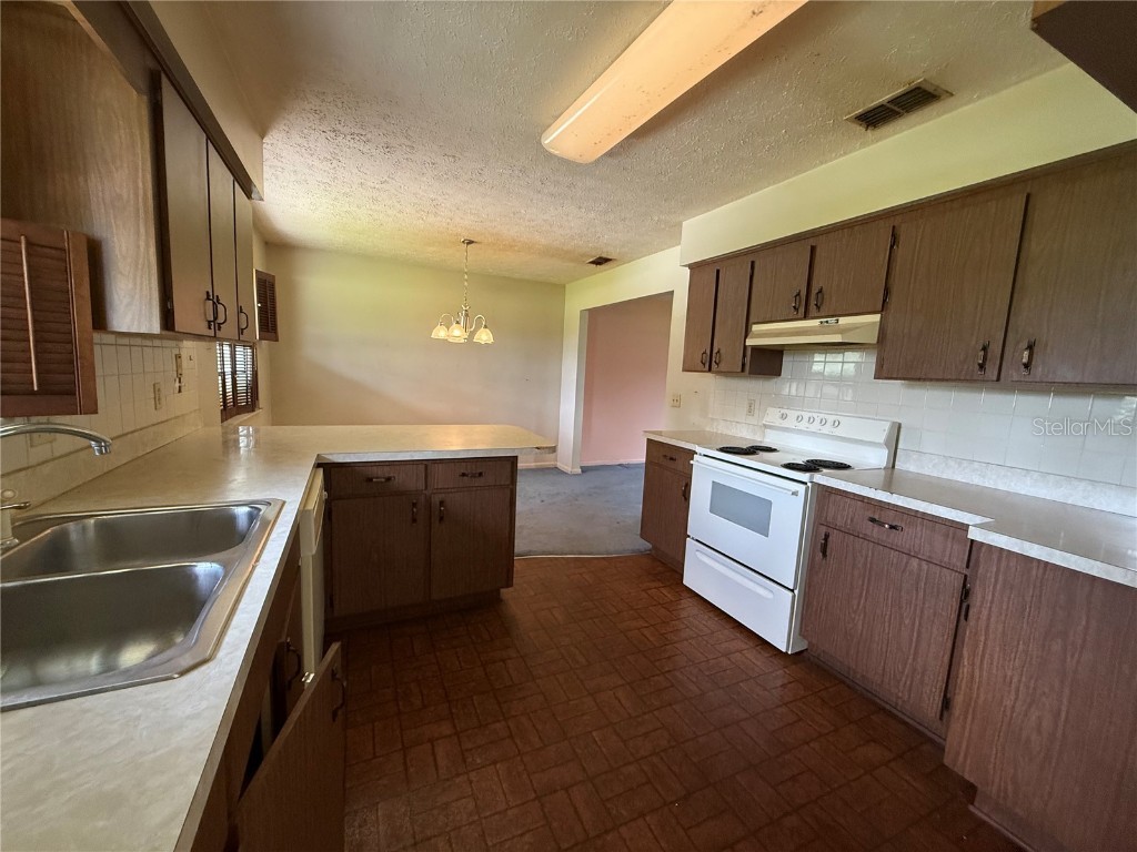 4606 Cantor Drive Wesley Chapel FL 33543 TB8411101 image7