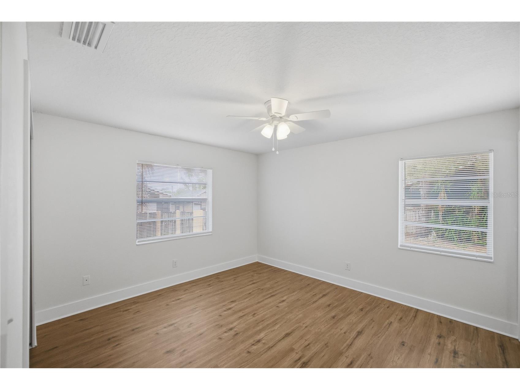 4606 E Linebaugh Avenue Tampa FL 33617 TB8504454 image19