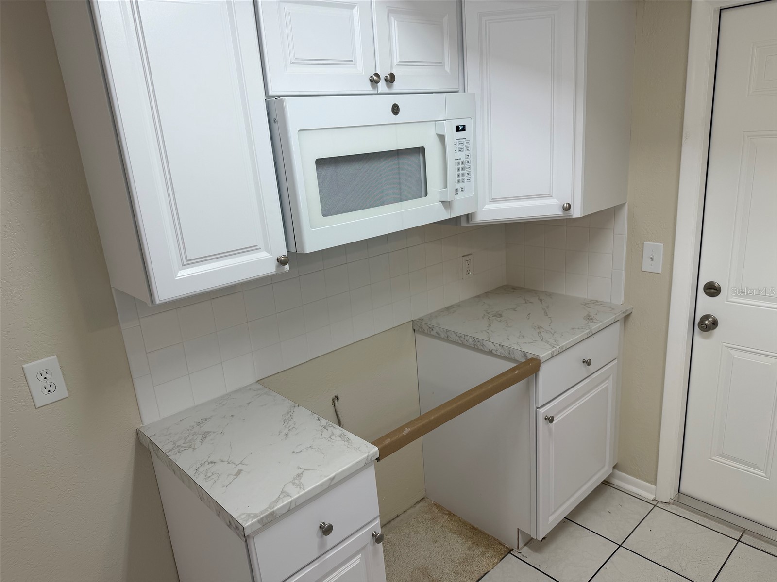 4606 Eastwood Lane Holiday FL 34690 TB8527599 image9