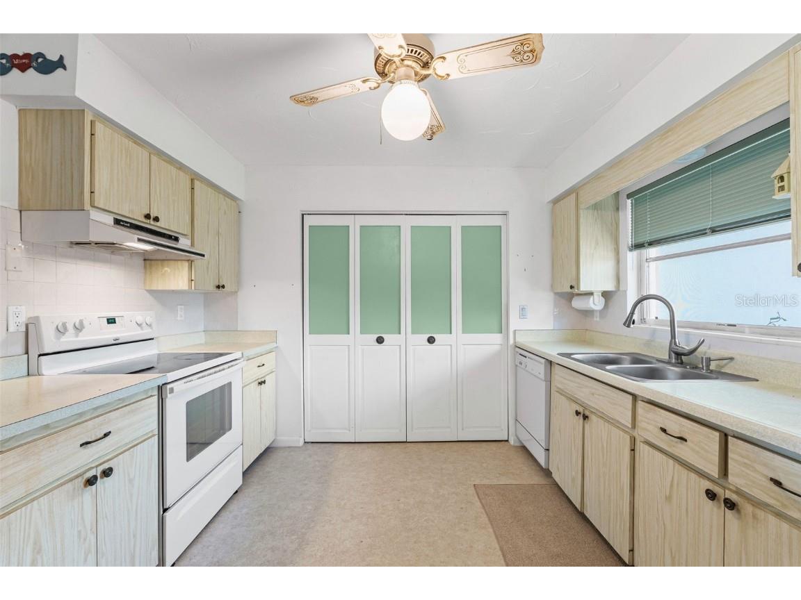 4606 Tippecanoe Trail #119 Sarasota FL 34233 A4671371 image8