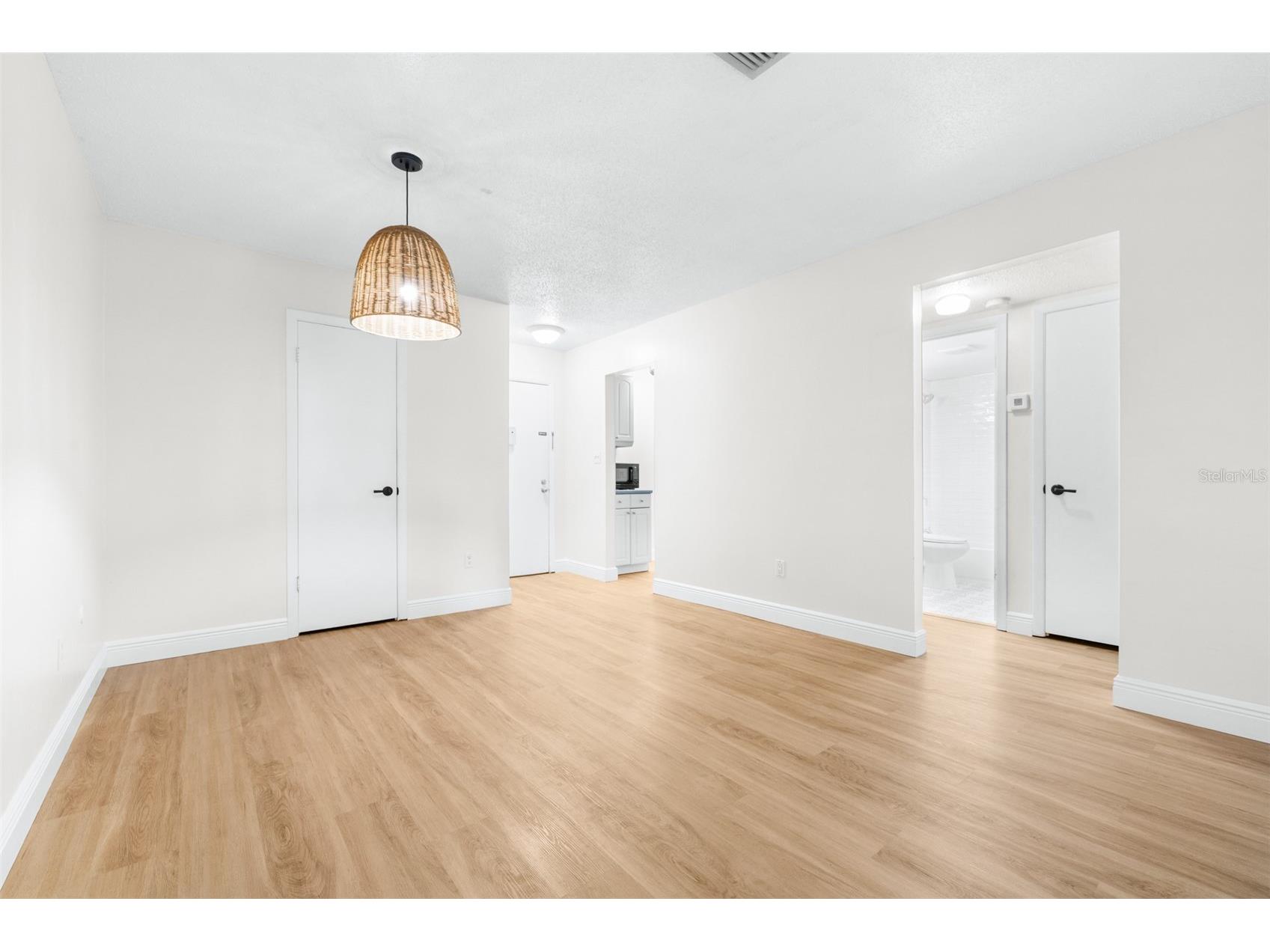 4606 W Gray Street #107 Tampa FL 33609 TB8493735 image4