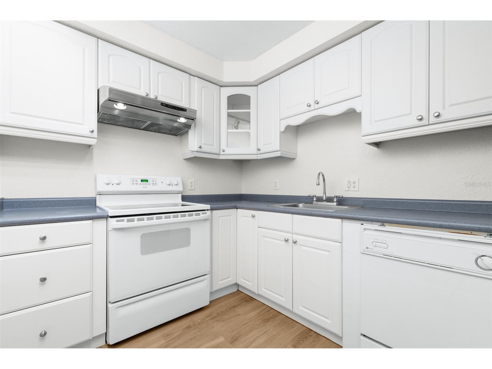 4606 W Gray Street #107 Tampa FL 33609 TB8493735 image9