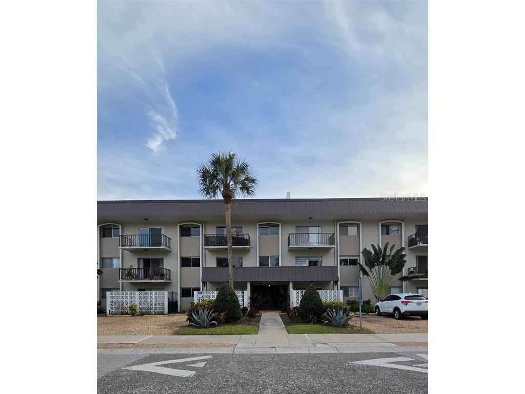 4606 W Gray Street #204 Tampa FL 33609 TB8457029 image2