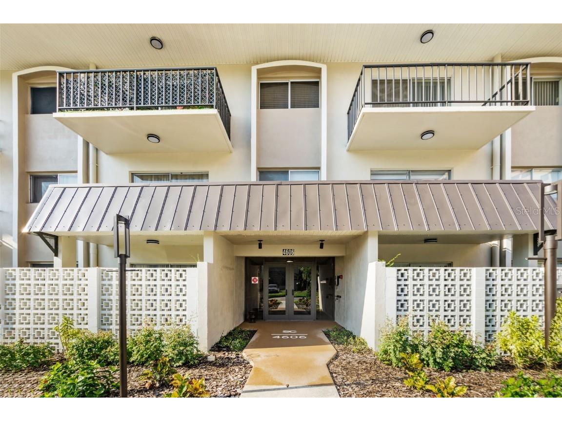 4606 W Gray Street #302 Tampa FL 33609 T3456359 image1