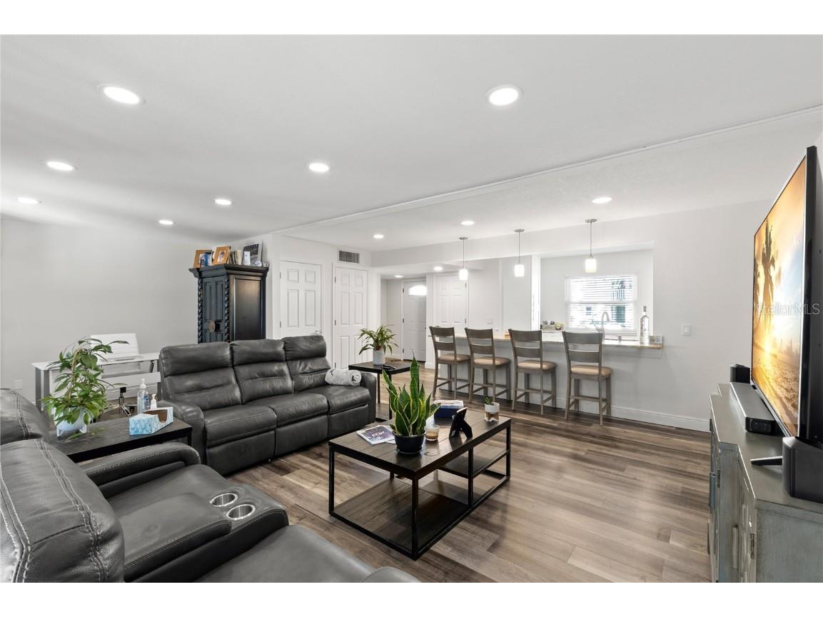 4606 W North B Street Tampa FL 33609 W7879165 image8