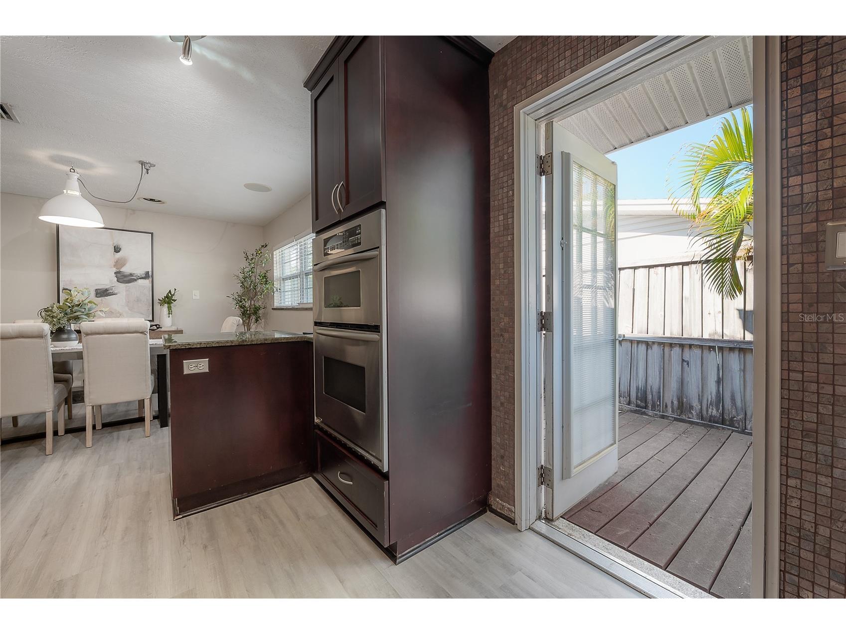 4606 W Oakellar Avenue Tampa FL 33611 TB8442659 image11