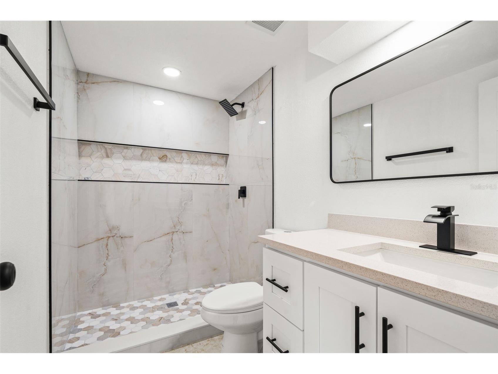 4606 W Paxton Avenue Tampa FL 33611 TB8473925 image15