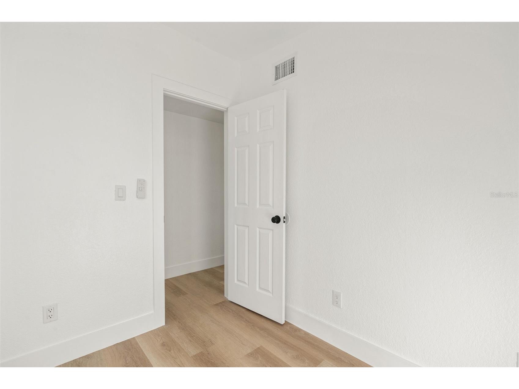 4606 W Paxton Avenue Tampa FL 33611 TB8473925 image20