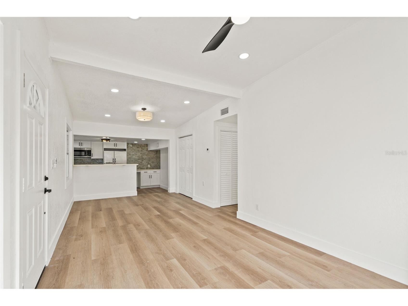 4606 W Paxton Avenue Tampa FL 33611 TB8473925 image5