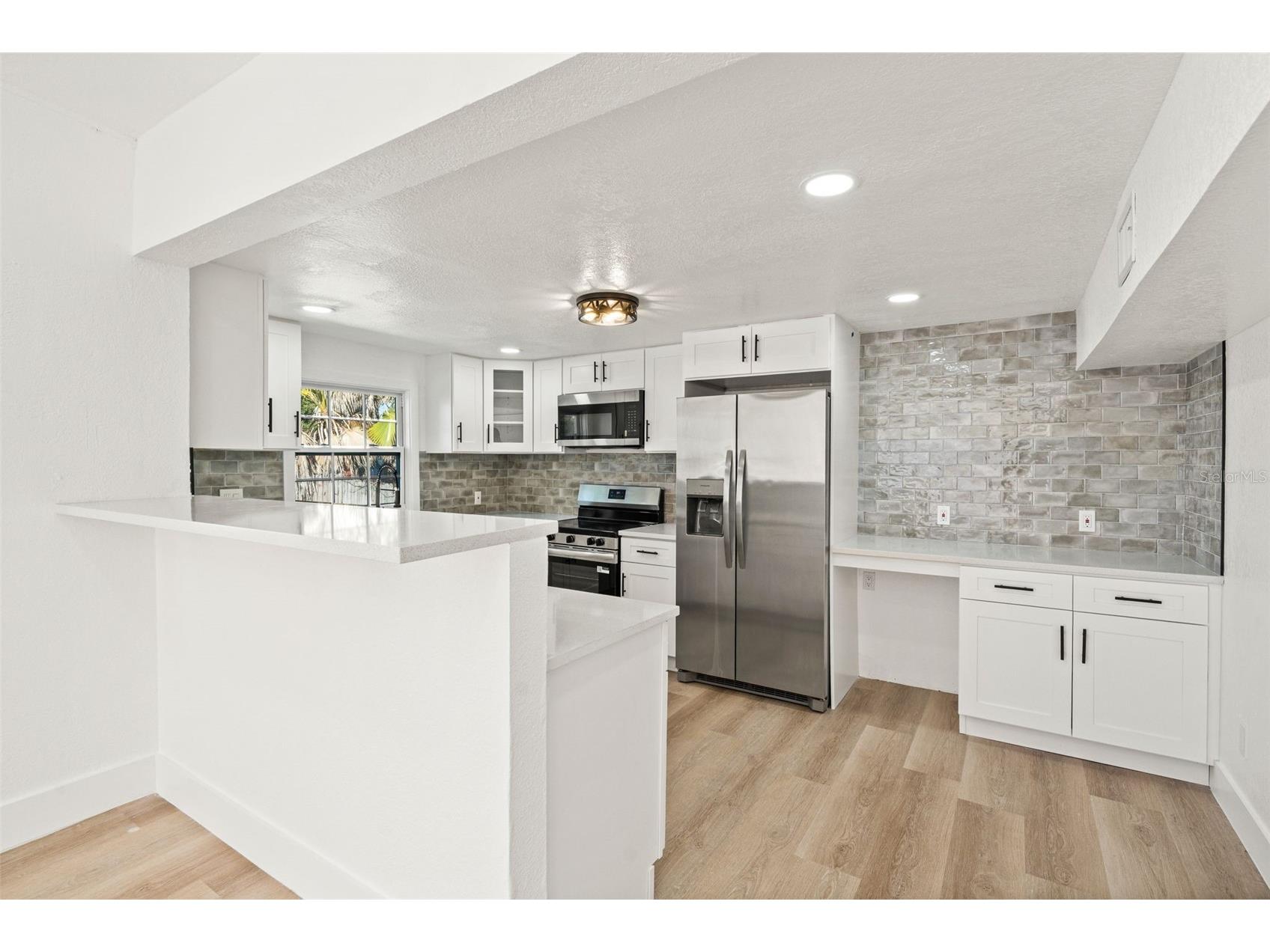 4606 W Paxton Avenue Tampa FL 33611 TB8473925 image7