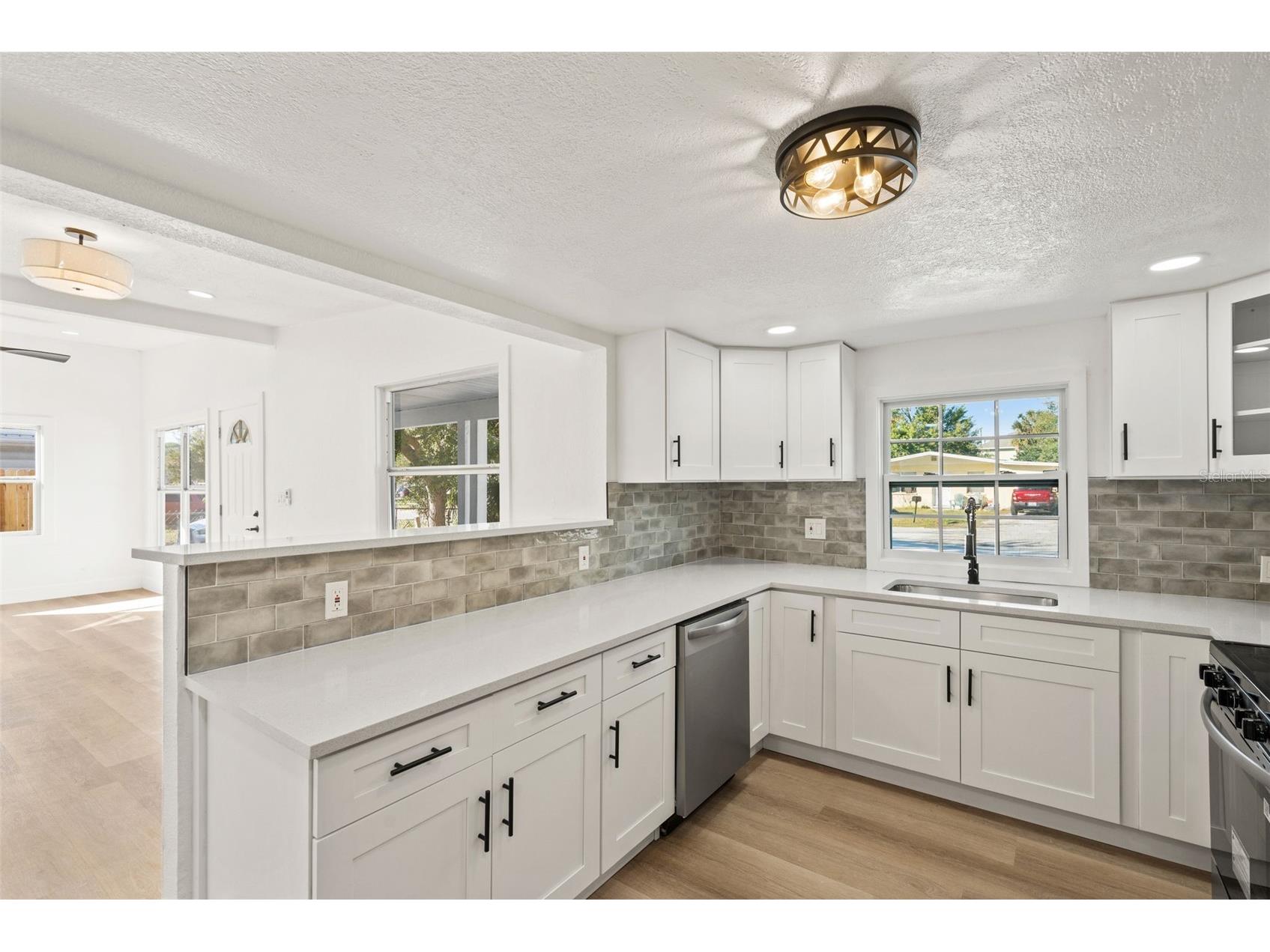 4606 W Paxton Avenue Tampa FL 33611 TB8473925 image8