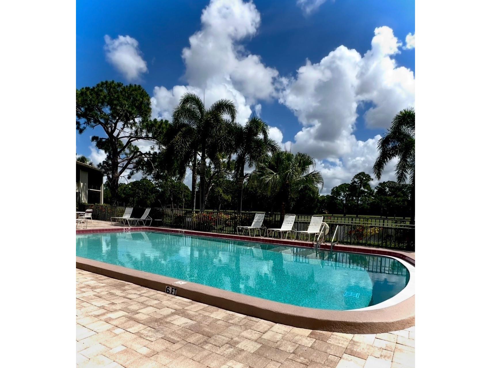 4606 Weybridge #26 Sarasota FL 34235 A4697131 image17